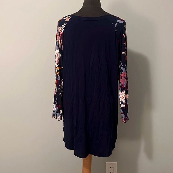 Ana A New Approach Women's Navy Blue Floral Sleeve Boat Neck Blouse Size Large - Picture 4 of 8